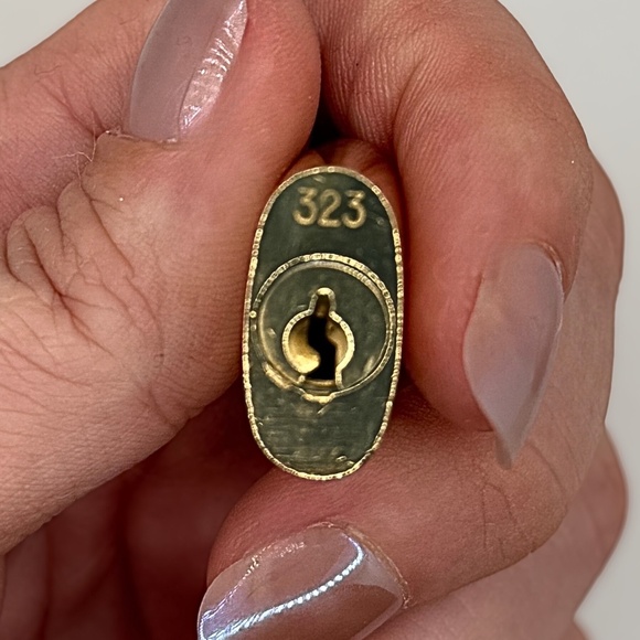 Louis Vuitton Lock & Key #323 - Great Condition - Picture 7 of 9